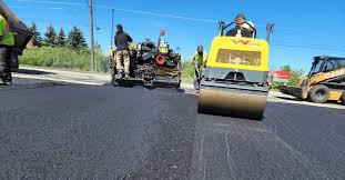 Driveway Snow Removal Preparation in Las Palmas Ii, TX